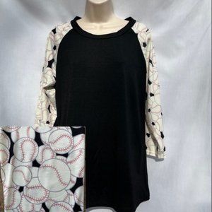 Urbanifi Baseball Shirt 3/4 Raglan Sleeves Size L